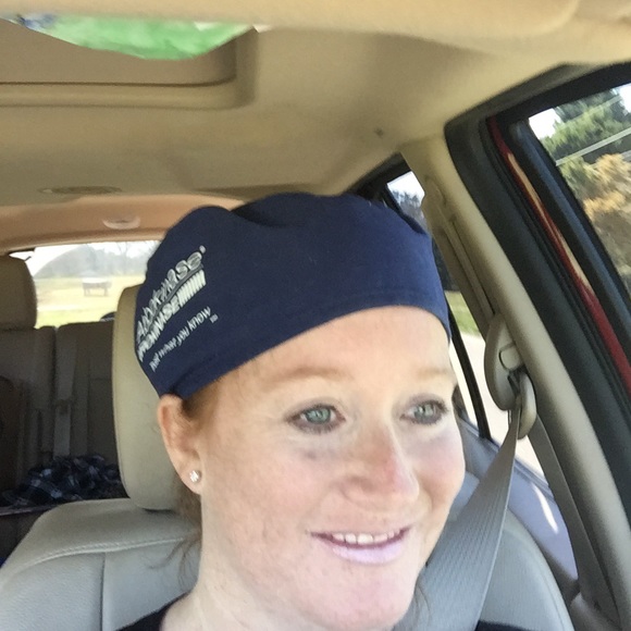 Meet your Posher, Jennifer - Picture 5 of 8